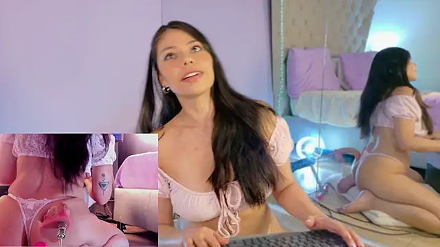 Snapshot of CarolineNasty chatting on February 4, 8:37 pm CarolineNasty online show from February 4, 8:37 pm