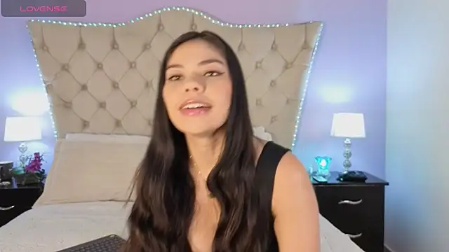 Snapshot of CarolineNasty chatting on November 25, 7:36 pm CarolineNasty online show from November 25, 7:36 pm