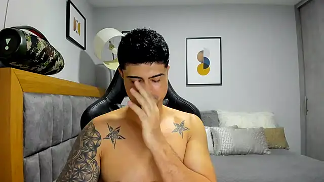 Dante Storm online show from November 20, 9:04 pm