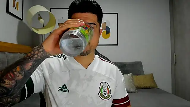 Dante Storm online show from November 25, 4:24 am