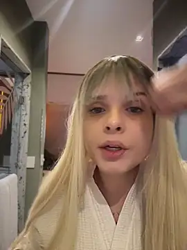 LoganPeny online show from March 4, 5:31 pm