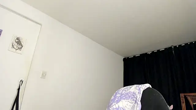 Hat girl online show from July 1, 5:08 am