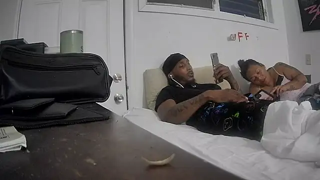 Foxdaguy online show from March 14, 11:05 am