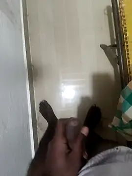 Snapshot of PolarFriend0 chatting on February 16, 9:56 pm PolarFriend0 online show from February 16, 9:56 pm