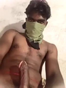 PolarFriend0 online show from April 6, 6:25 am