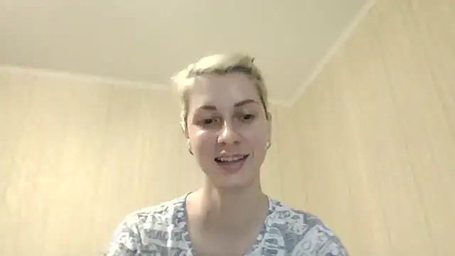 Snapshot of _Black-Panther_ chatting on July 6, 4:09 pm Black-Panther online show from July 6, 4:09 pm