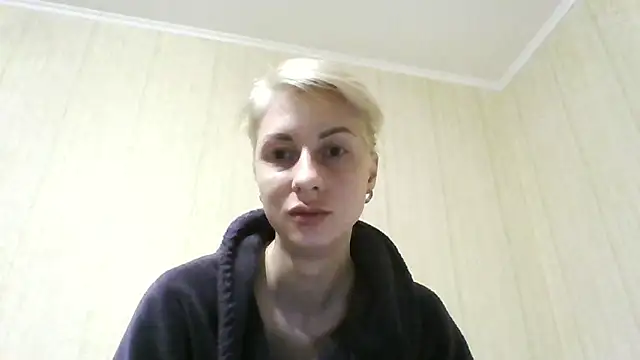 Snapshot of _Black-Panther_ chatting on June 9, 7:37 pm Black-Panther online show from June 9, 7:37 pm