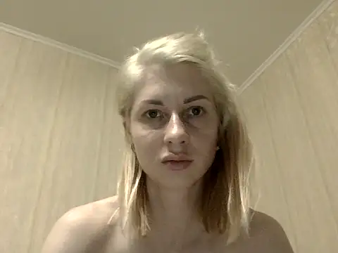 Snapshot of _Black-Panther_ chatting on June 13, 7:34 pm Black-Panther online show from June 13, 7:34 pm