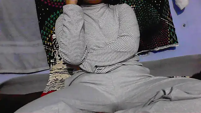 LAYLA 600 online show from November 21, 11:20 am