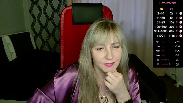 Snapshot of ganet469 chatting on October 23, 2:05 pm ganet469 online show from October 23, 2:05 pm