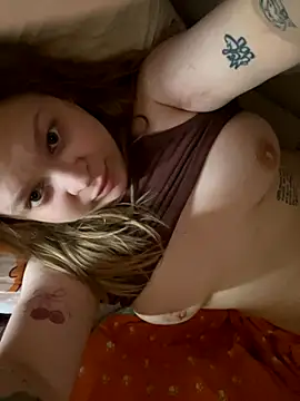 Snapshot of IMHORNYWET chatting on October 12, 6:37 am IMHORNYWET online show from October 12, 6:37 am