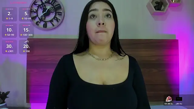 Snapshot of MelinaCruz chatting on November 29, 4:23 am MelinaCruz online show from November 29, 4:23 am