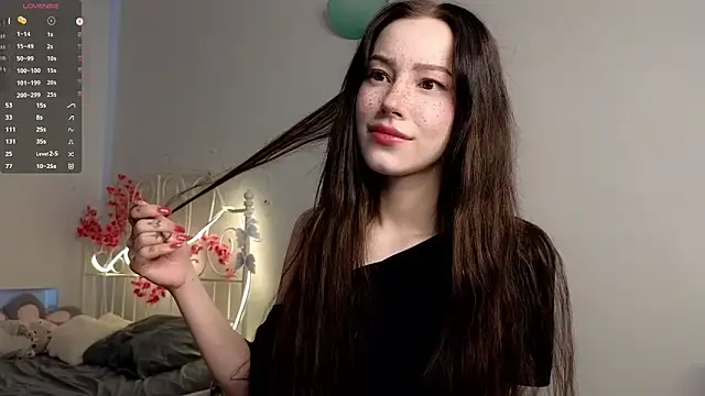 glamourr online show from April 17, 11:02 am