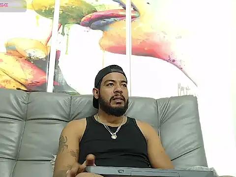 BladeFoxxx1 online show from November 5, 1:31 am