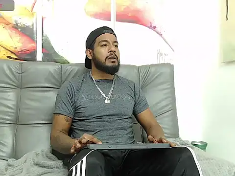 BladeFoxxx1 online show from November 9, 9:13 am