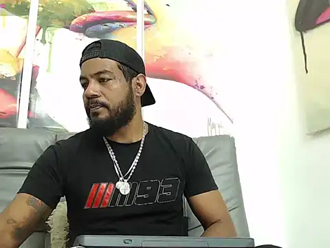 BladeFoxxx1 online show from November 15, 2:32 pm