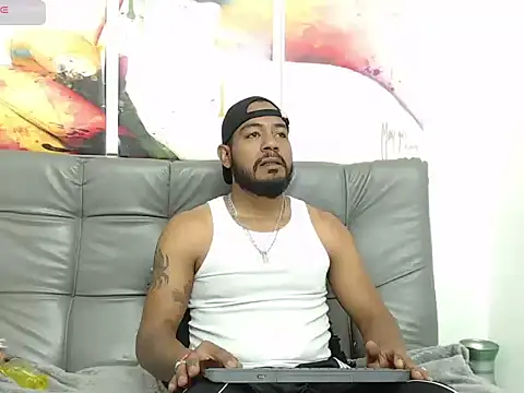 BladeFoxxx1 online show from October 27, 12:28 pm