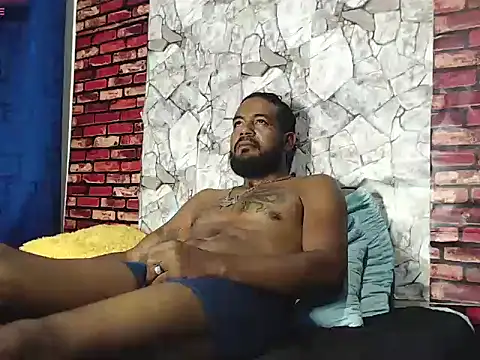 BladeFoxxx1 online show from May 23, 12:31 am