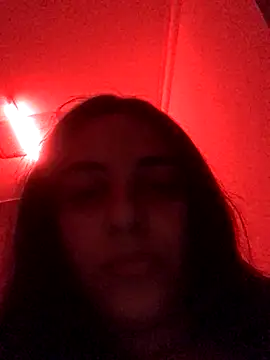 Snapshot of Veramaia chatting on November 18, 8:12 pm Veramaia online show from November 18, 8:12 pm