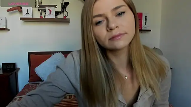 Snapshot of HaleyReedme chatting on October 3, 7:54 am HaleyReedme online show from October 3, 7:54 am