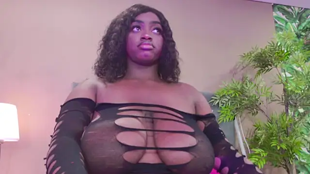 BetsyBennet  online show from December 17, 8:58 pm