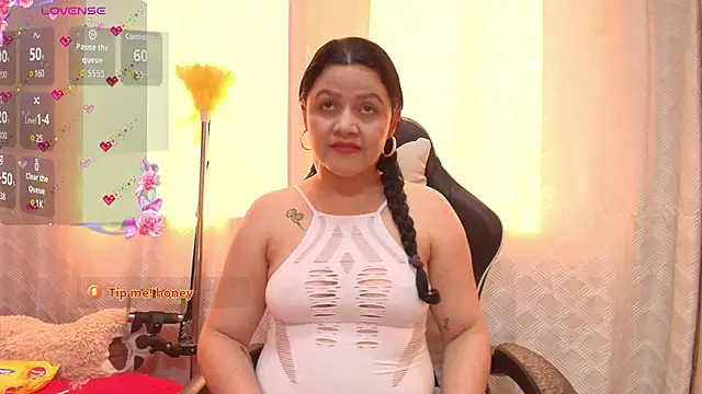 nataliaesmith 24 online show from January 7, 7:08 pm