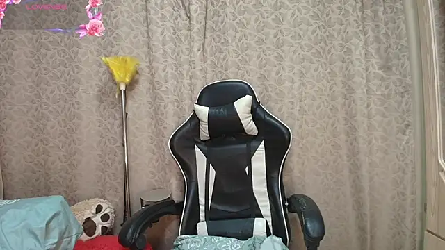 nataliaesmith 24 online show from March 28, 6:31 pm