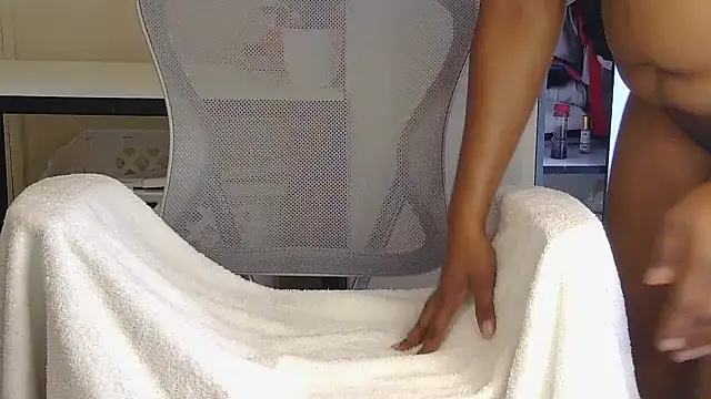 Marketsexy90  online show from May 18, 10:42 am