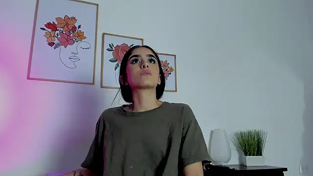 alana 111 online show from September 26, 3:13 am