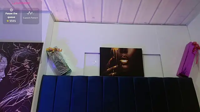 Snapshot of Allison_star1 chatting on November 21, 1:21 pm Allison star1 online show from November 21, 1:21 pm