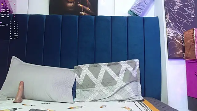 Snapshot of Allison_star1 chatting on December 5, 2:04 pm Allison star1 online show from December 5, 2:04 pm