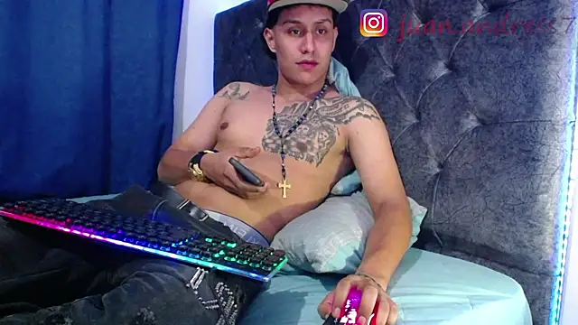 Stone grey1  online show from February 14, 10:10 pm