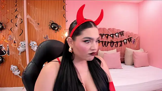 Snapshot of eva_sainnt chatting on October 10, 4:52 pm eva sainnt online show from October 10, 4:52 pm