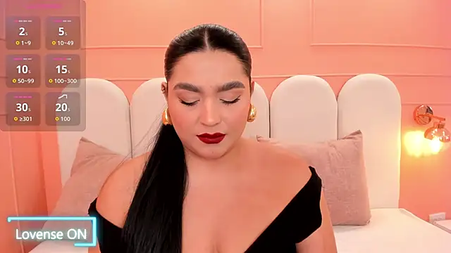 eva sainnt online show from November 11, 3:01 am