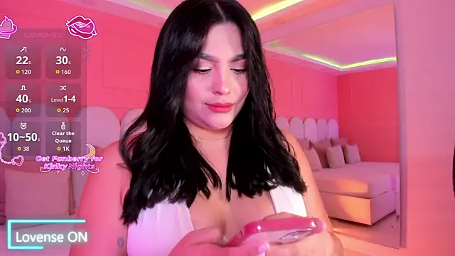 eva sainnt online show from February 26, 4:34 am