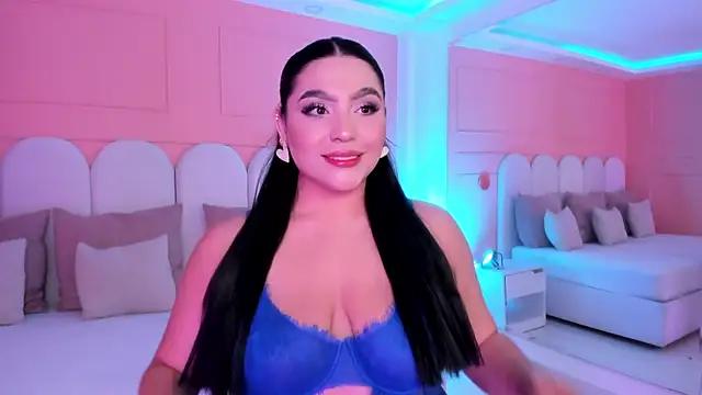 eva sainnt online show from March 28, 3:07 am