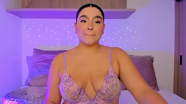 eva sainnt online show from May 2, 12:05 am