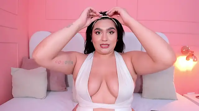 eva sainnt online show from December 4, 4:11 am