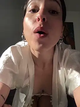 CosmiccAlai online show from March 15, 9:27 pm