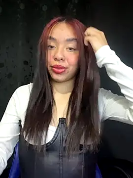 Snapshot of Tracy_KS chatting on November 30, 3:51 am Tracy KS online show from November 30, 3:51 am