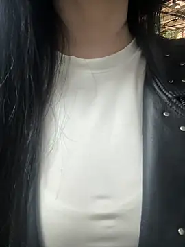 Chloeember online show from September 19, 11:36 am
