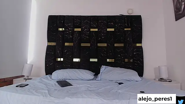 chris blake   online show from April 18, 7:07 pm