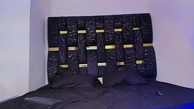 Snapshot of chris_blake__ chatting on November 19, 6:08 pm chris blake online show from November 19, 6:08 pm