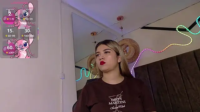 natasha  black online show from December 1, 7:37 pm