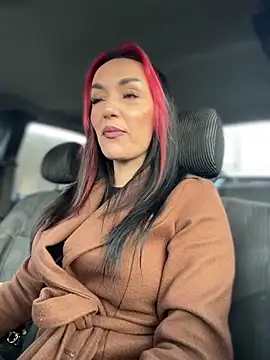 MeganFoxiy online show from March 4, 5:48 am