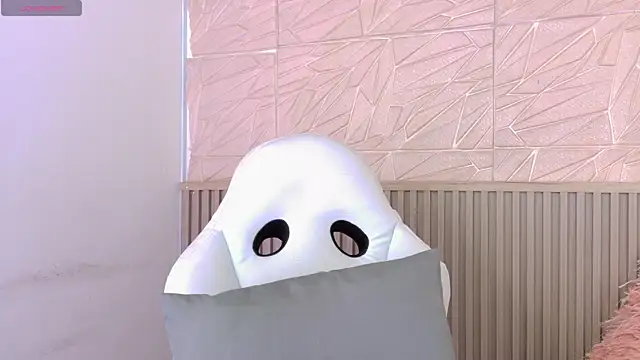 Gaviluc  online show from November 10, 10:42 am