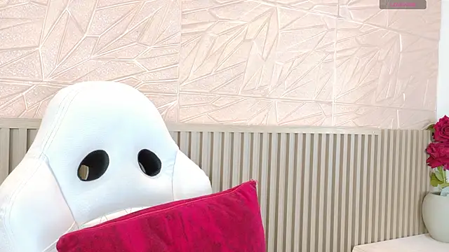 Gaviluc  online show from March 14, 11:38 am