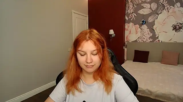 AngelinaLow online show from June 2, 11:32 am