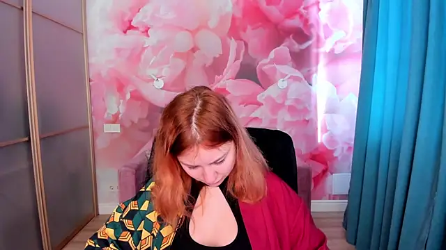 AngelinaLow online show from April 5, 5:25 am