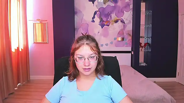 AngelinaLow online show from September 22, 11:27 am